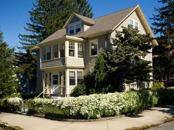 75 Capen St #2, Medford, MA 02155