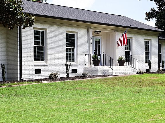 2nd image of 315 Griffin Rd