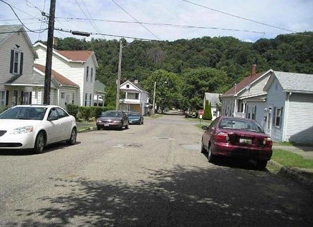 2nd image of 8th St
