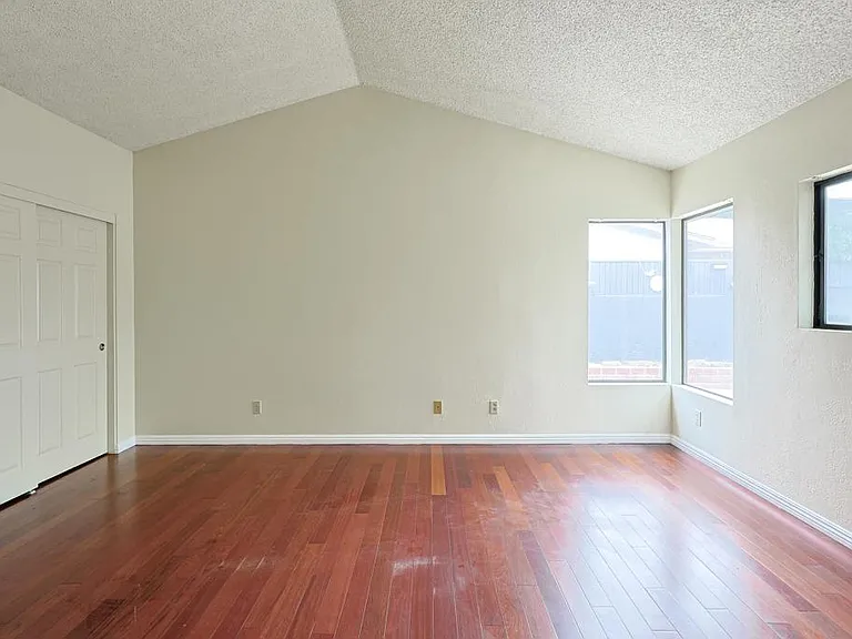 3871 King St — Photo 14