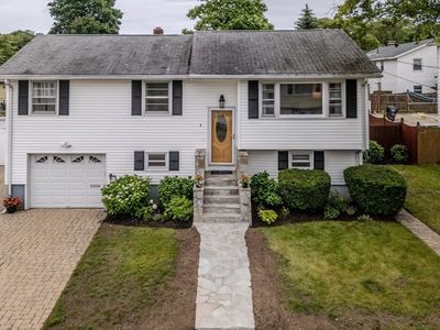 4 Witchcraft Rd, Salem, MA, 01970