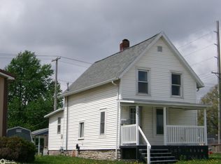 208 N Cherry St, Creston, IA 50801