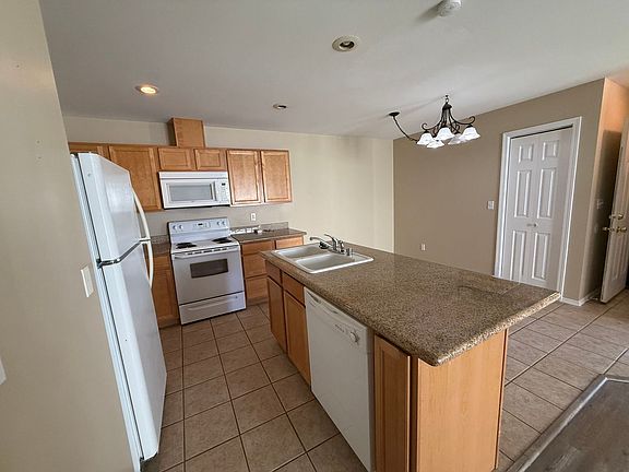4th image of 12218-12220 W 10th Ave