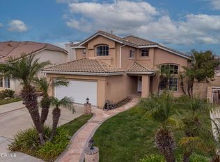 2353 Dusan St, Simi Valley, CA 93065