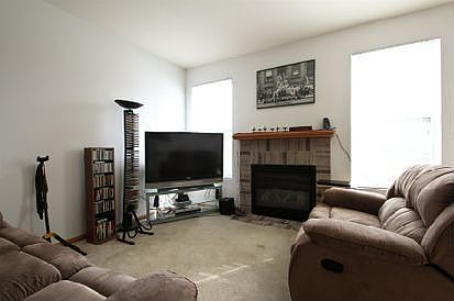 2nd image of 8 Black Oak Ct #8