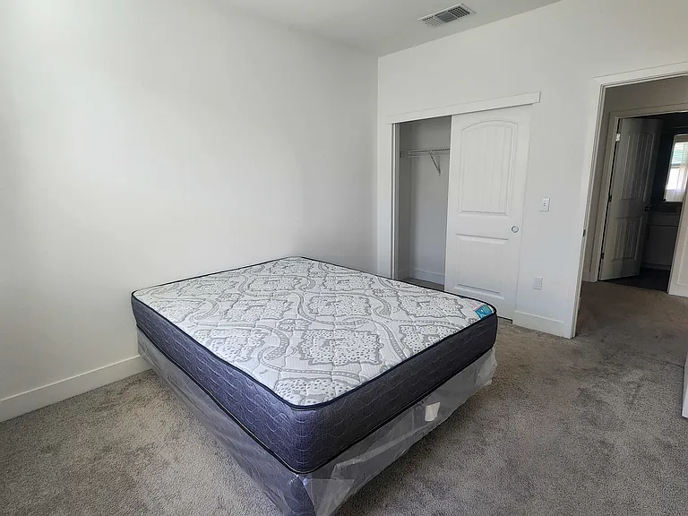 5301 E Commerce Way #18104 — Photo 6