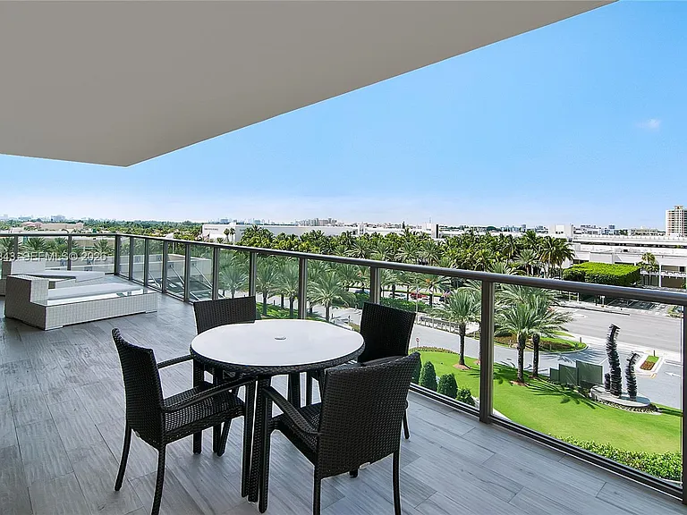 9705 Collins Ave #505N — Photo 9