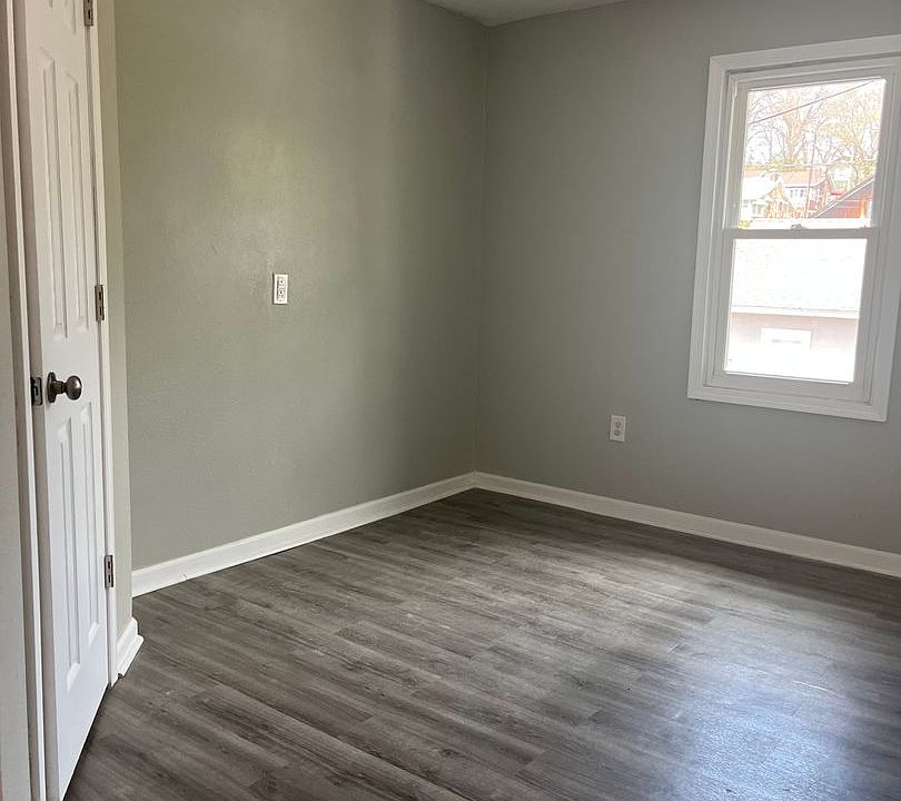 Rockaway Beach Remolded Complex Apartment Rentals Rockaway Beach, MO