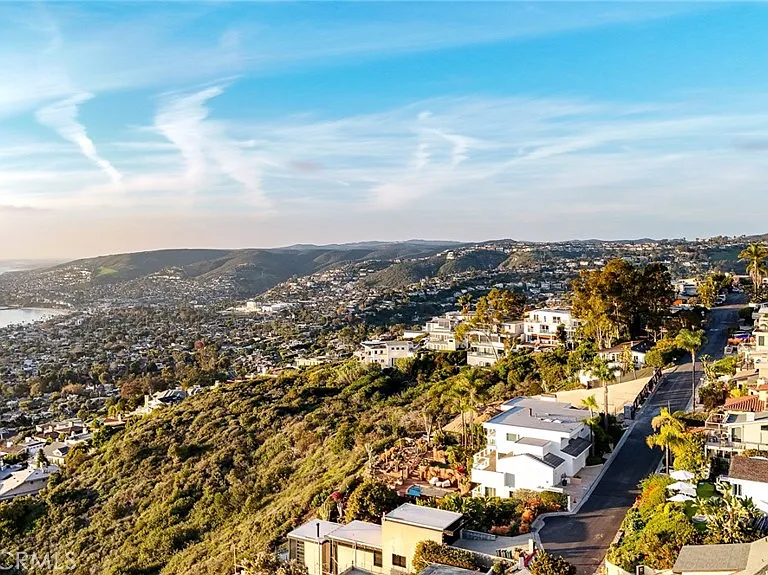 805 Katella St — Photo 29