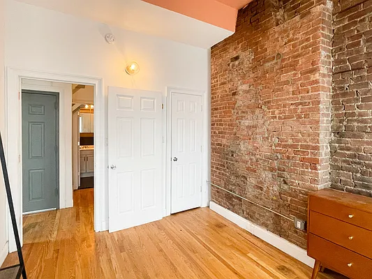 Rented by Corcoran | media 7