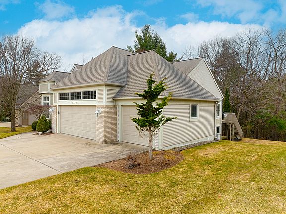 3rd image of 4329 E Glen Ct