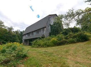 499 Skyline Trl, Chester, MA 01011