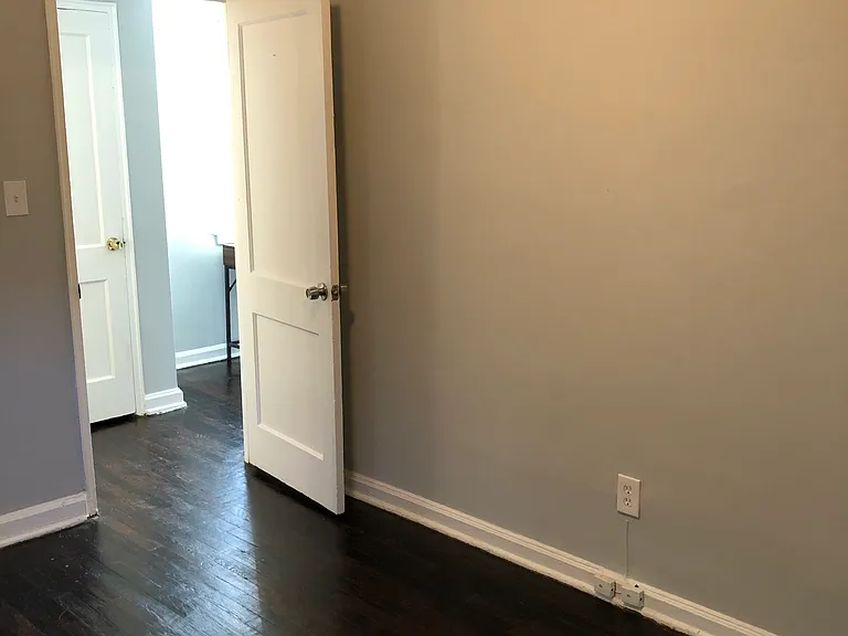 1120 Holbrook Ter NE #4 — Photo 10