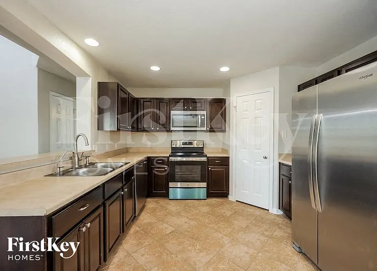 10711 Ranchland Fox — Photo 6
