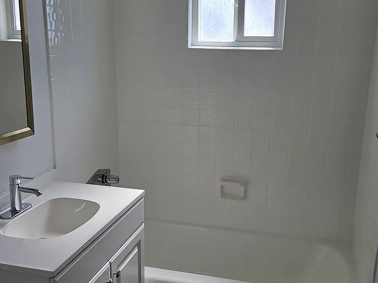 350 E Desert Inn Rd #G101 — Photo 16