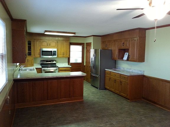 2nd image of 1839 Lawrence Dr