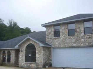 160 Cherry Bluff Rdg, Comfort, TX 78013