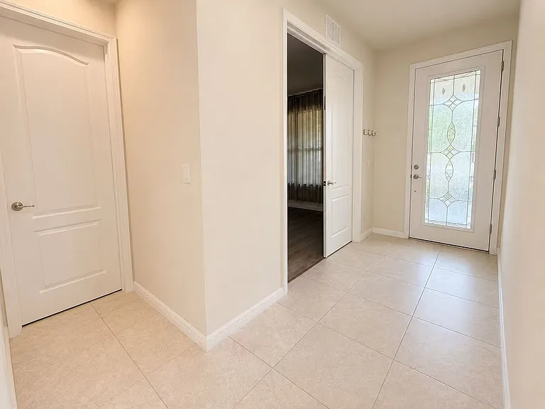 5009 Wabash Pl — Photo 9