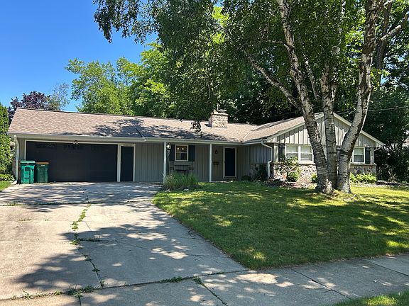 2nd image of N80W5776 Woodland Rd