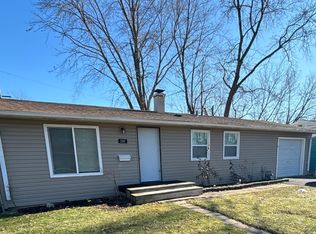237 Harrison St, Carpentersville, IL