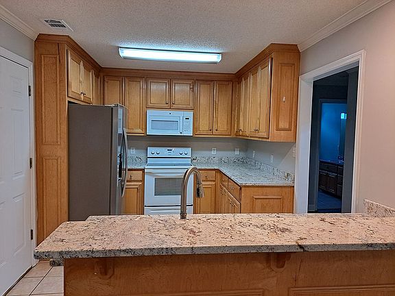 3rd image of 4193 Waterberry Cir