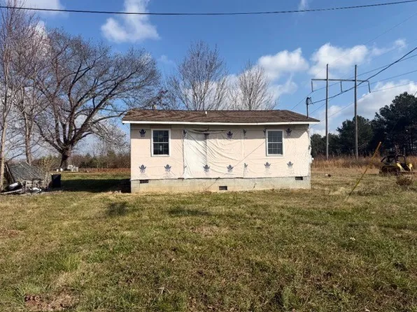 4802 Old Salem Lexie Rd, Belvidere, TN 37306