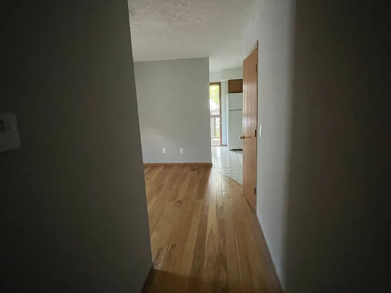 72 Chittenden Ave — Photo 8
