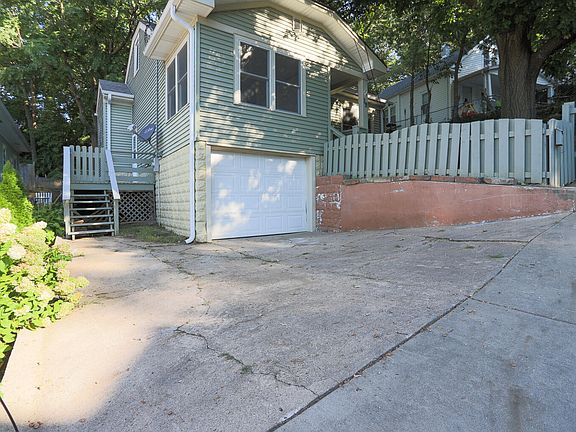2nd image of 19 Park Cir