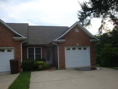 297 N Oak Ave, Landrum, SC, 29356