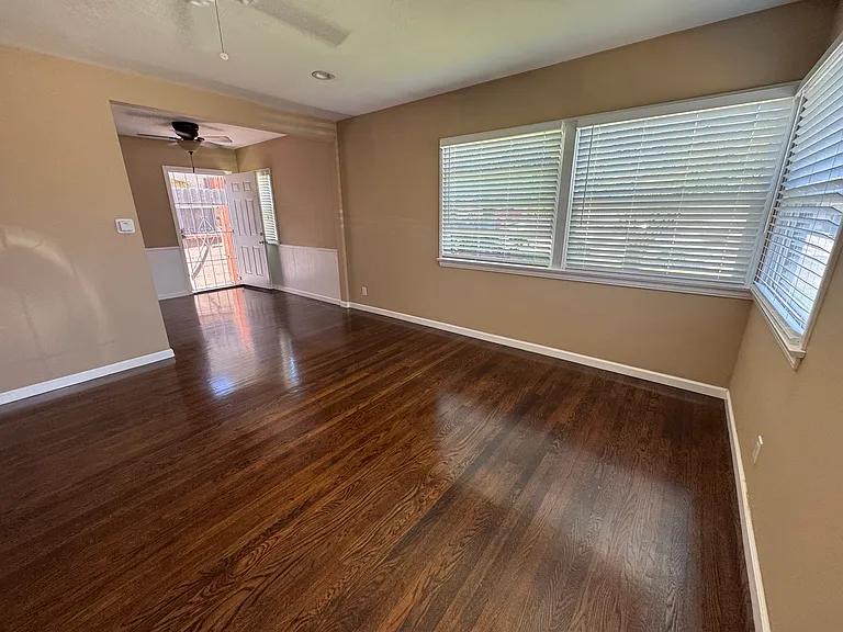 3265 N Park Ln — Photo 8