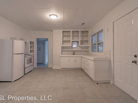 5th image of 415 S Church Ave
