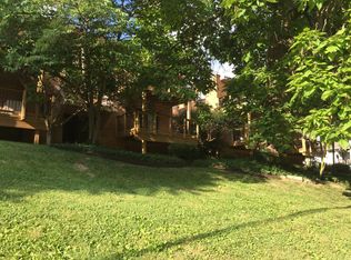 3572 Grandin Rd APT 1, Cincinnati, OH 45226