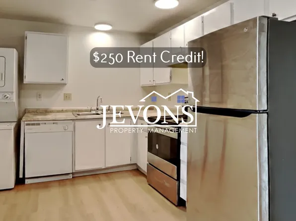 2076 E 56th St APT E3, Tacoma, WA 98404