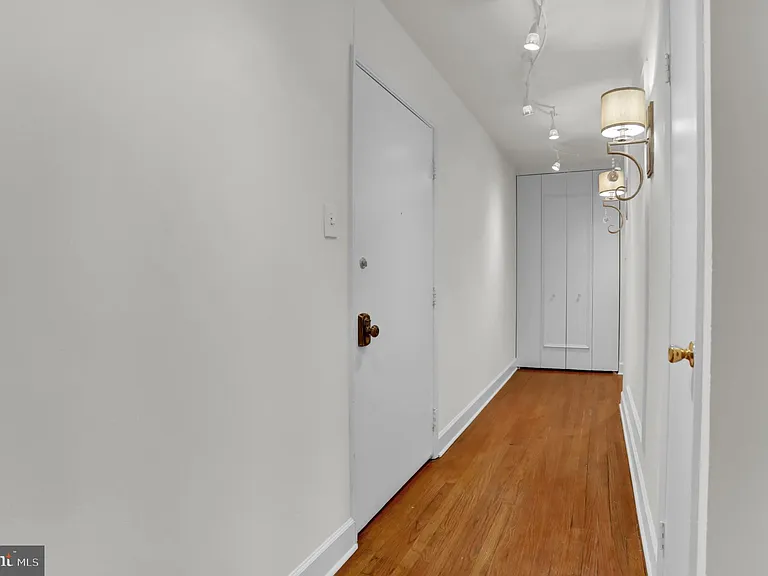 1101 Saint Paul St #305 — Photo 16