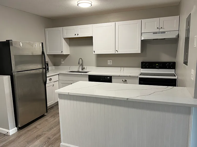 106 Balance Rock Rd #17 — Photo 1