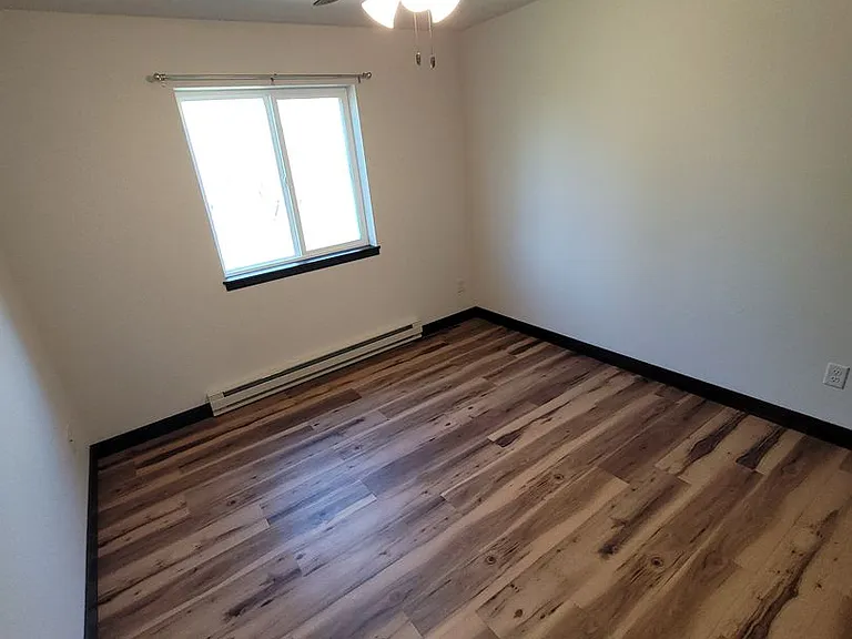 5282 Christopher Dr — Photo 10