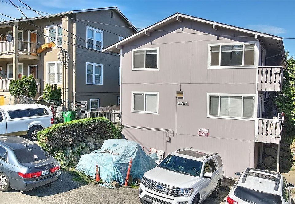 Well-maintained property has new exterior paint, newer roof installed in 2017, and various newer updates in the units. There are 4 dedicated parking spots for the tenants.