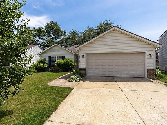 2nd image of 1903 Claybrook Dr