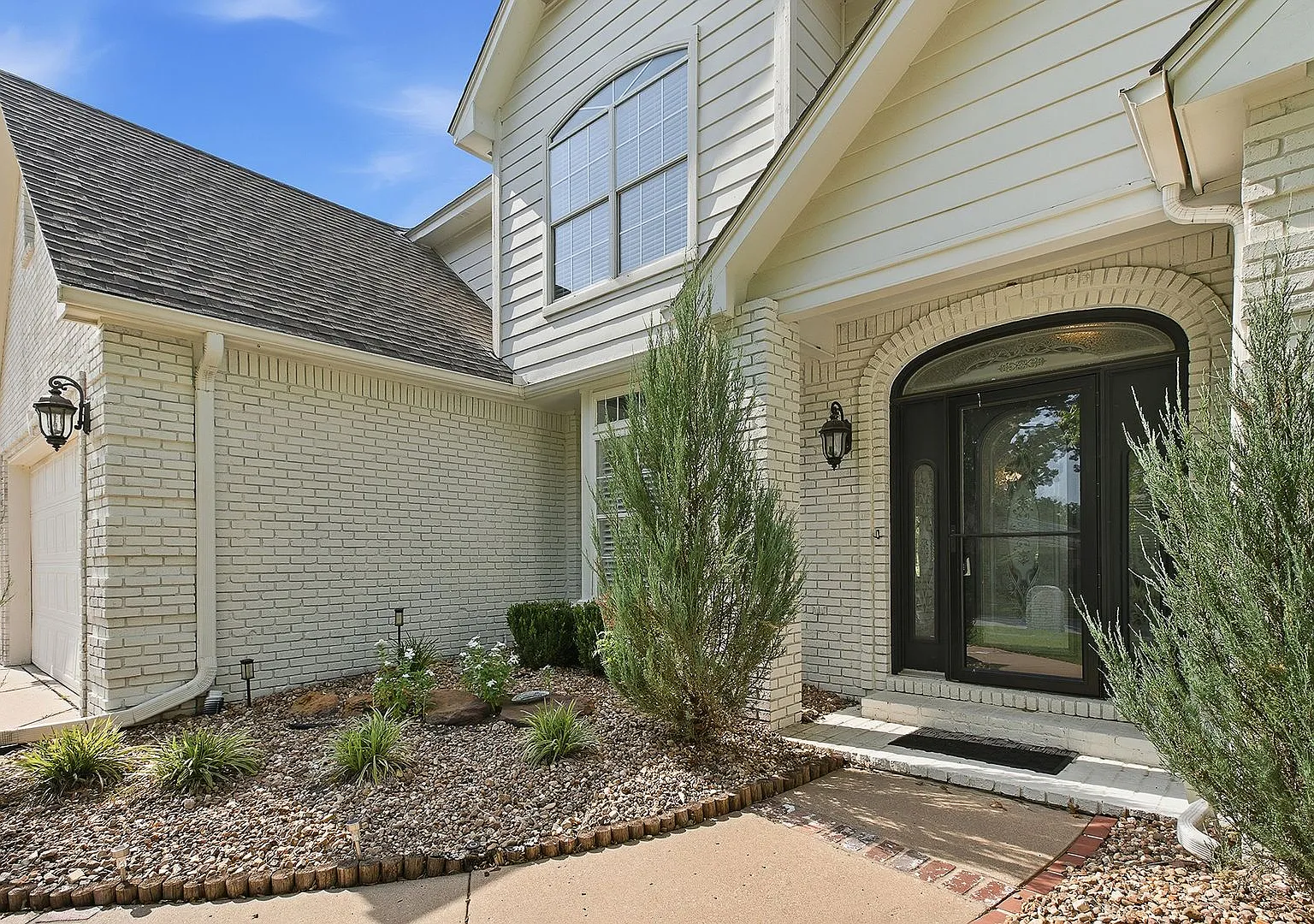 Spacious Home in Indian Springs with a Golf Course View! — Photo 3