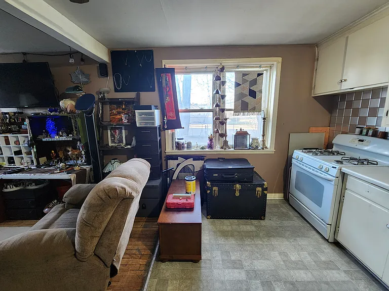 2120 Minnehaha Ave #4 — Photo 3