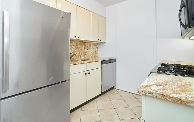 Rented by Living New York | media 22