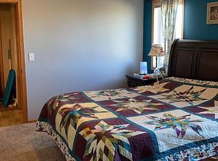 4967 R And R Rd, Garrison, ND 58540