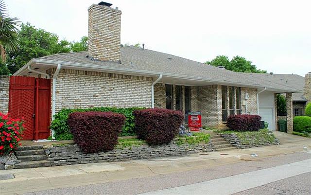 1st image of 2608 Country Lake Dr