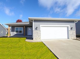 1716 Keybridge Way, Bloomington, IL 61704