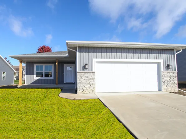 1716 Keybridge Way, Bloomington, IL 61704