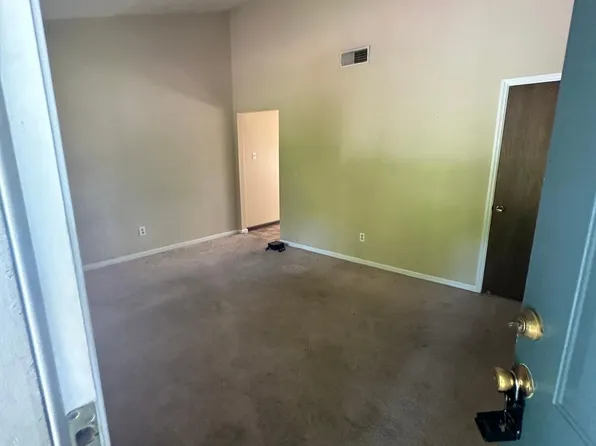 1009 Fitzpatrick Ave APT C, Opelika, AL 36801