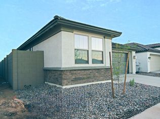 879 W Finch Dr, San Tan Valley, AZ 85140
