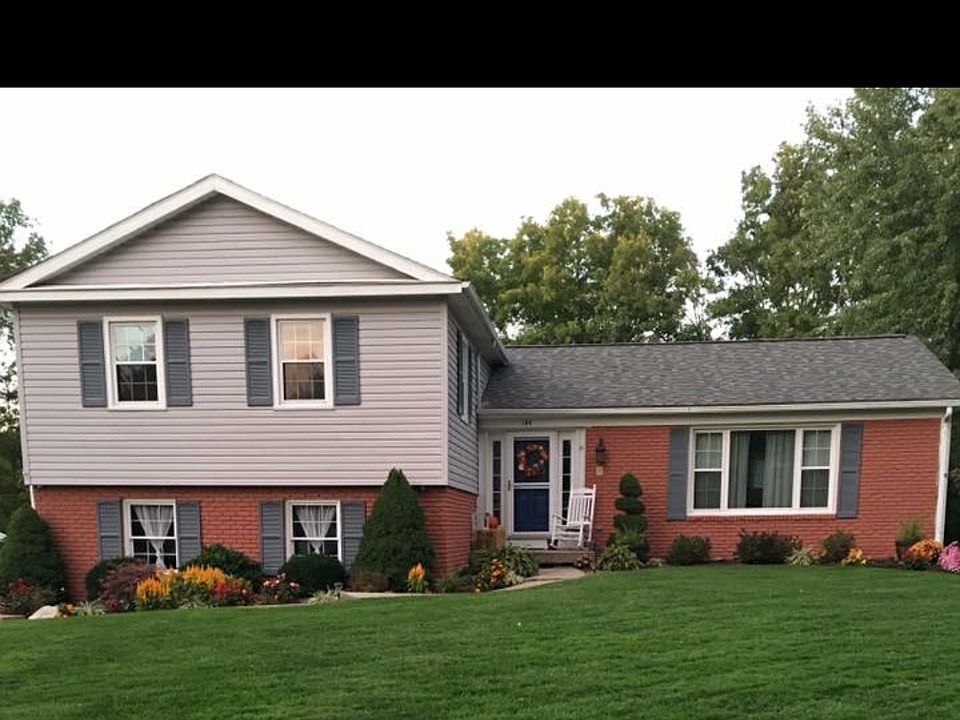 1st image of 144 N Park Dr