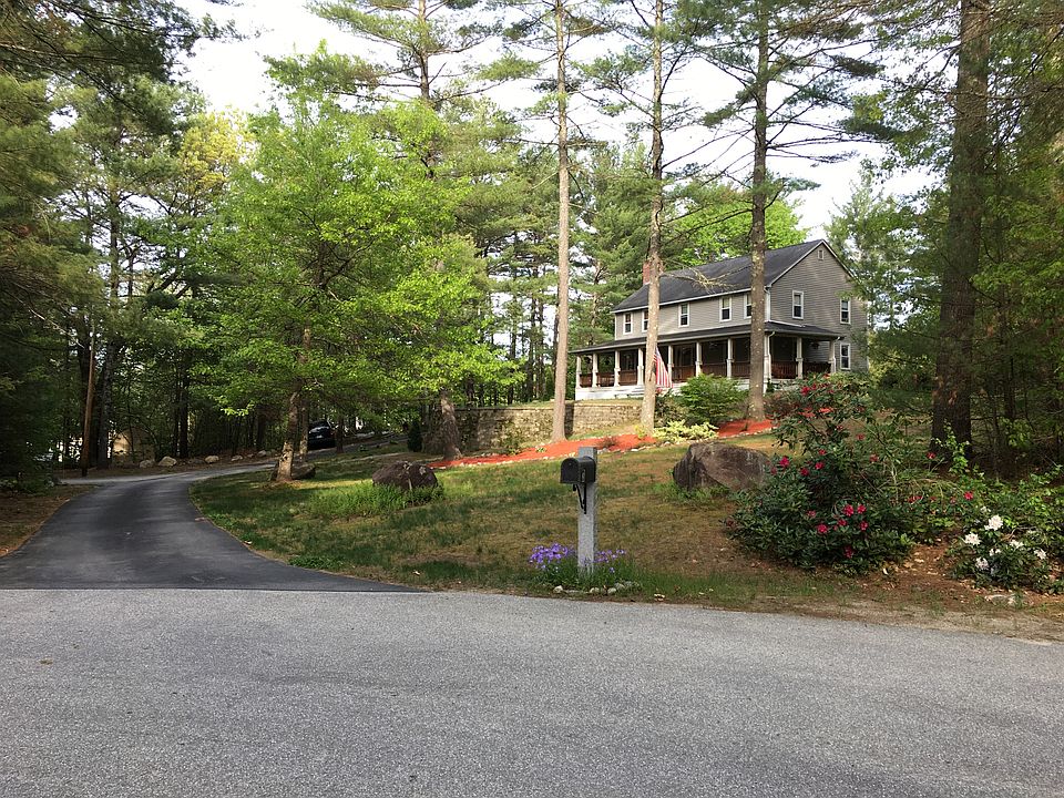 2nd image of 3 Flint Dr