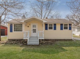 308 E Fox Rd, Yorkville, IL 60560